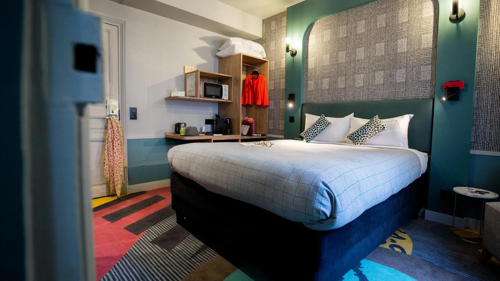 ***  Hotel Concortel Paris Fransa