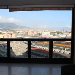 Ce Sta 'o Mar For Napoli