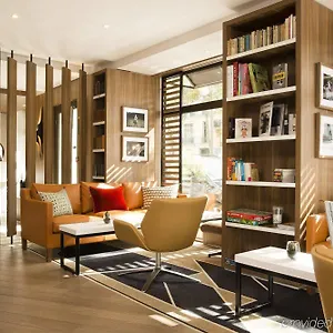 Otel Eiffel Turenne, Paris